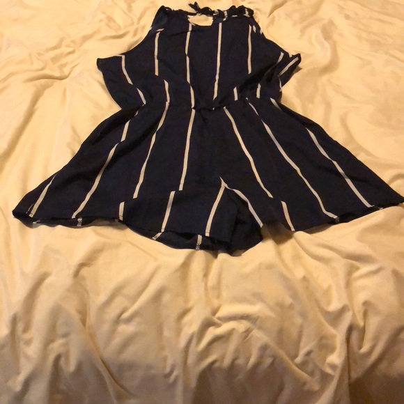 Romper - Picture 3 of 4